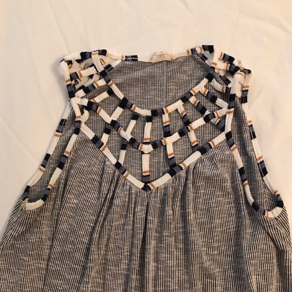 Women’s dress. Small